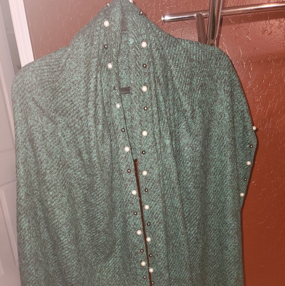 Scarf - Picture 2 of 3